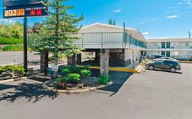 Pullman Garden Inn